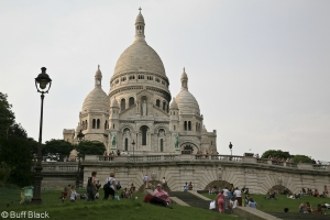 sacre coeur attracts many visitors to watch the sunset over paris summer evening 1139